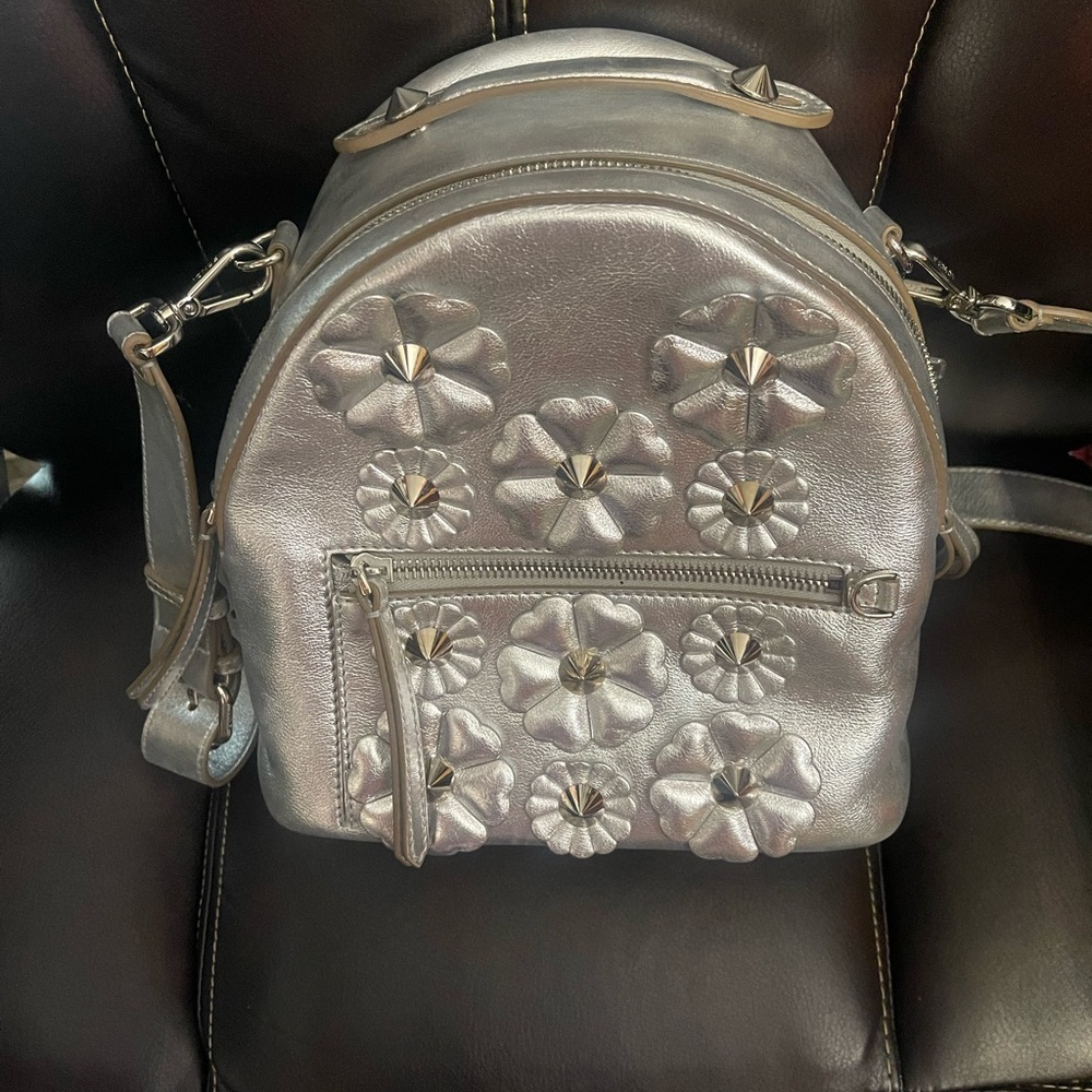 Fendi Silver Floral Studded Crossbody Bag - Picture 2 of 11